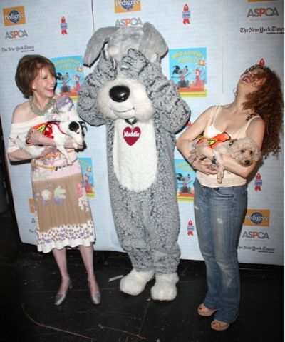 Mary Tyler Moore, a Barks buddy and Bernadette Peters Photo
