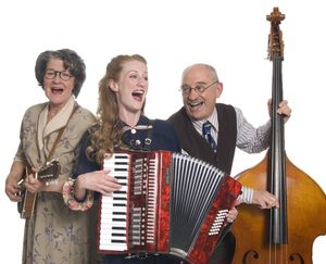 Theresa Holmes, Candace Vance and Edd Key @ BroadwayWorld Theresa Holmes, Candace Vance and Edd Key Photo