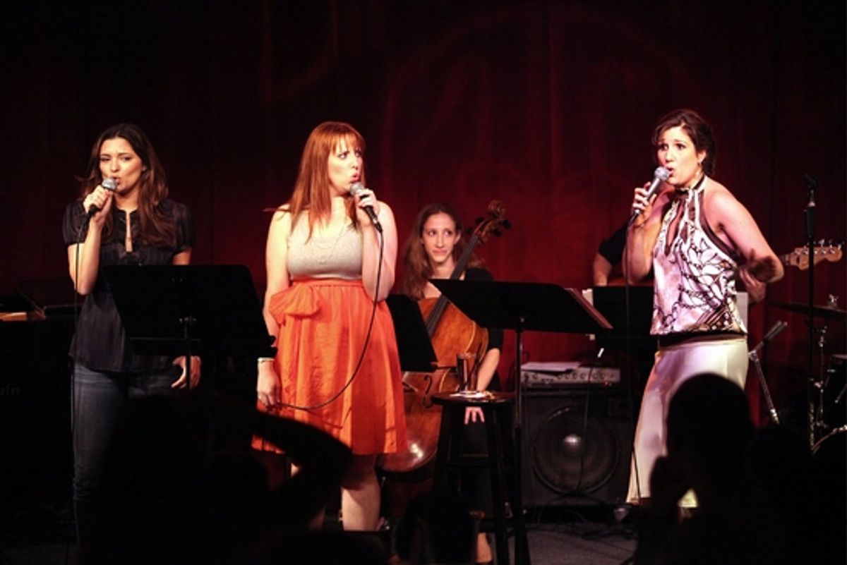 Guest back-up singers Jennifer DiNoia, Tory Ross and Stephanie J. Block at 