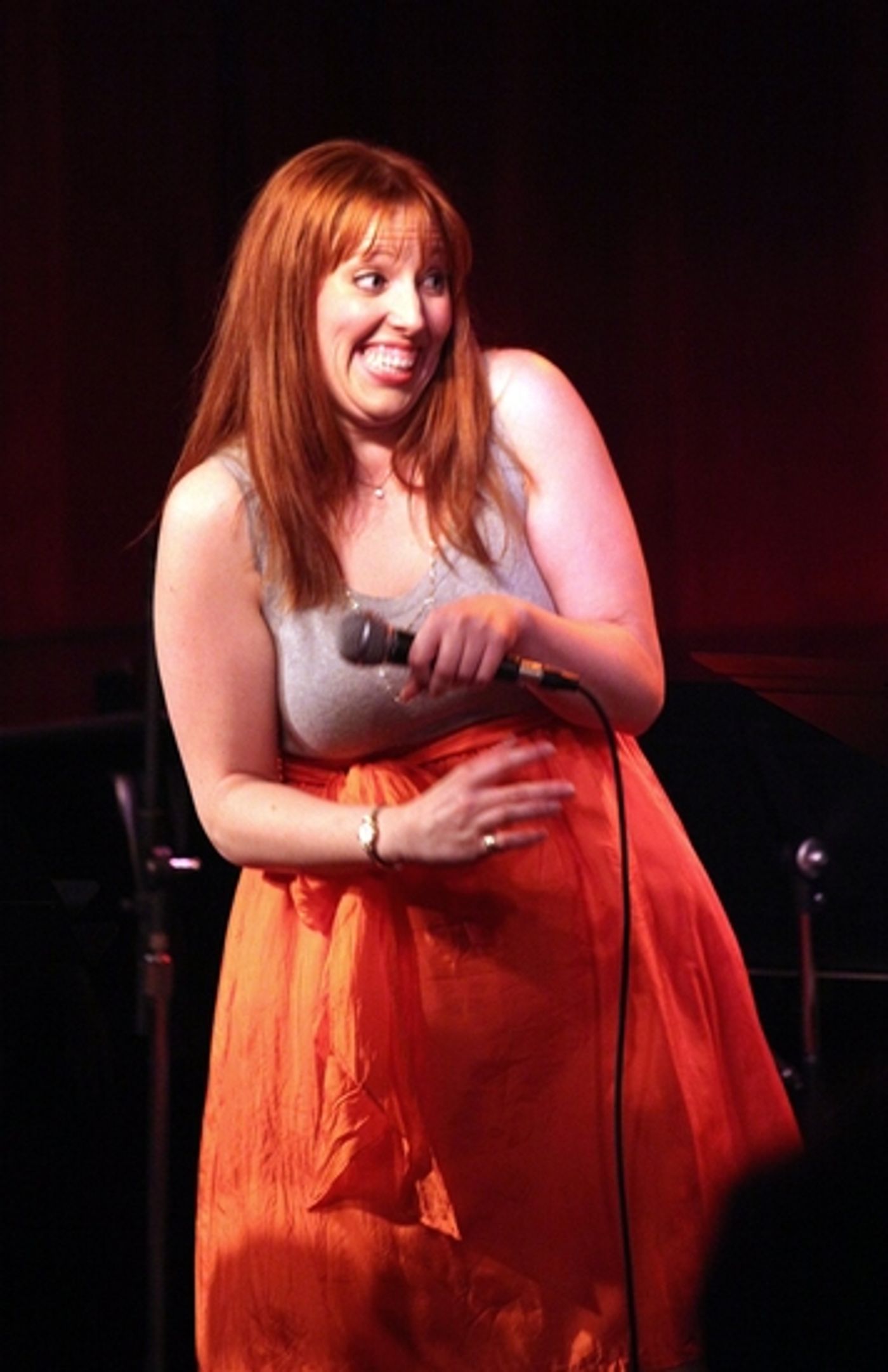 Photo Coverage: 9 TO 5's Stephanie J. Block Returns To Birdland To Celebrate Her CD 'This Place I Know'  Image