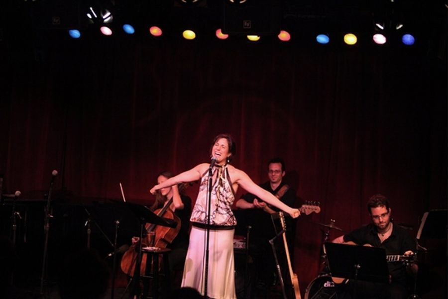 Photo Coverage: 9 TO 5's Stephanie J. Block Returns To Birdland To Celebrate Her CD 'This Place I Know' Image