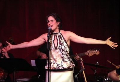 Stephanie J. Block Photo