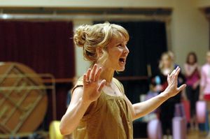 Chandra Lee Schwartz @ BroadwayWorld Chandra Lee Schwartz Photo