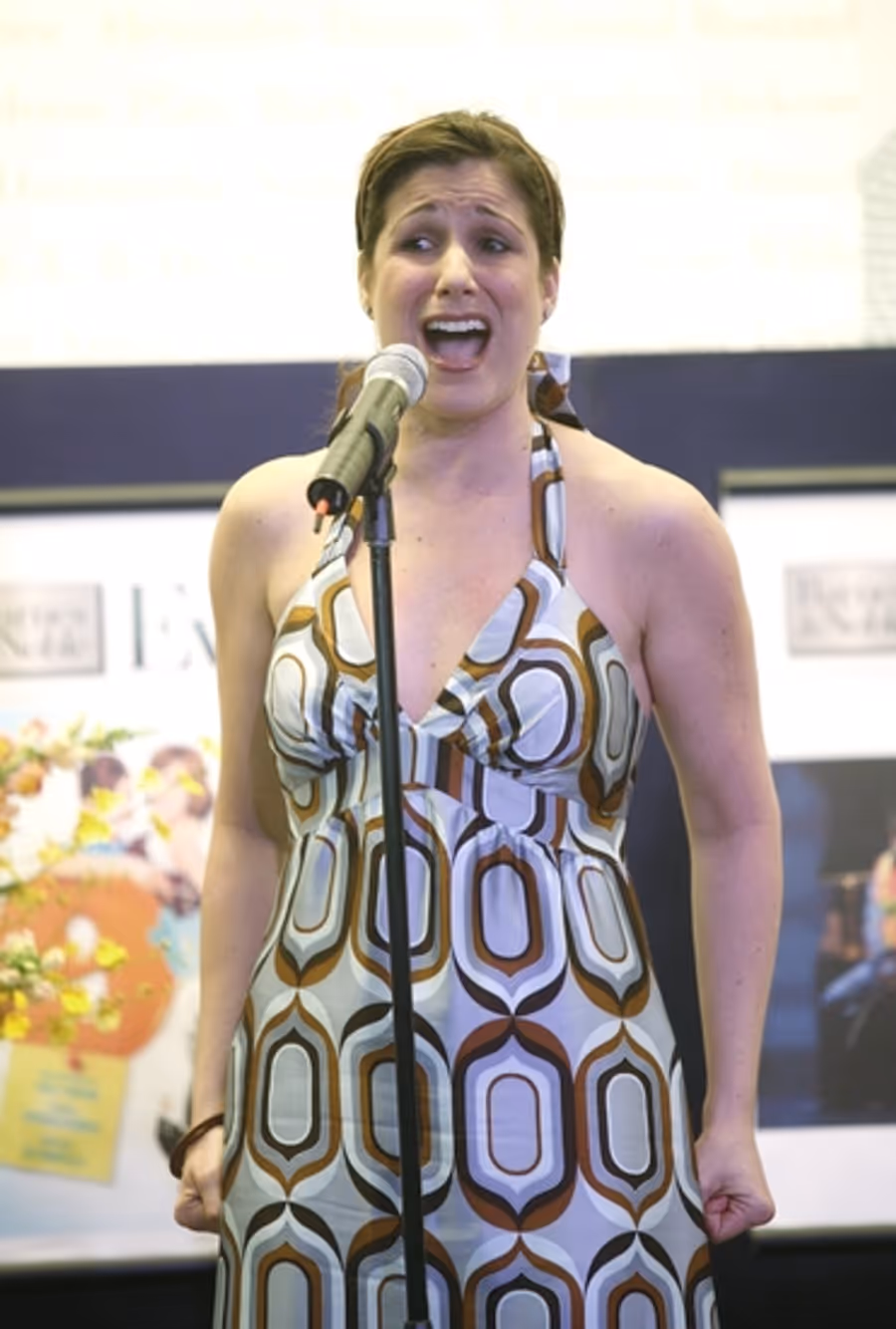 Photo Coverage: '9 To 5: THE MUSICAL' Celebrates At Barnes and Noble - The Performance! Image