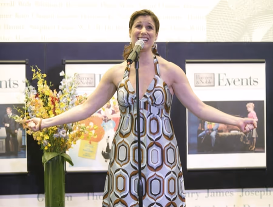Photo Coverage: '9 To 5: THE MUSICAL' Celebrates At Barnes and Noble - The Performance! Image
