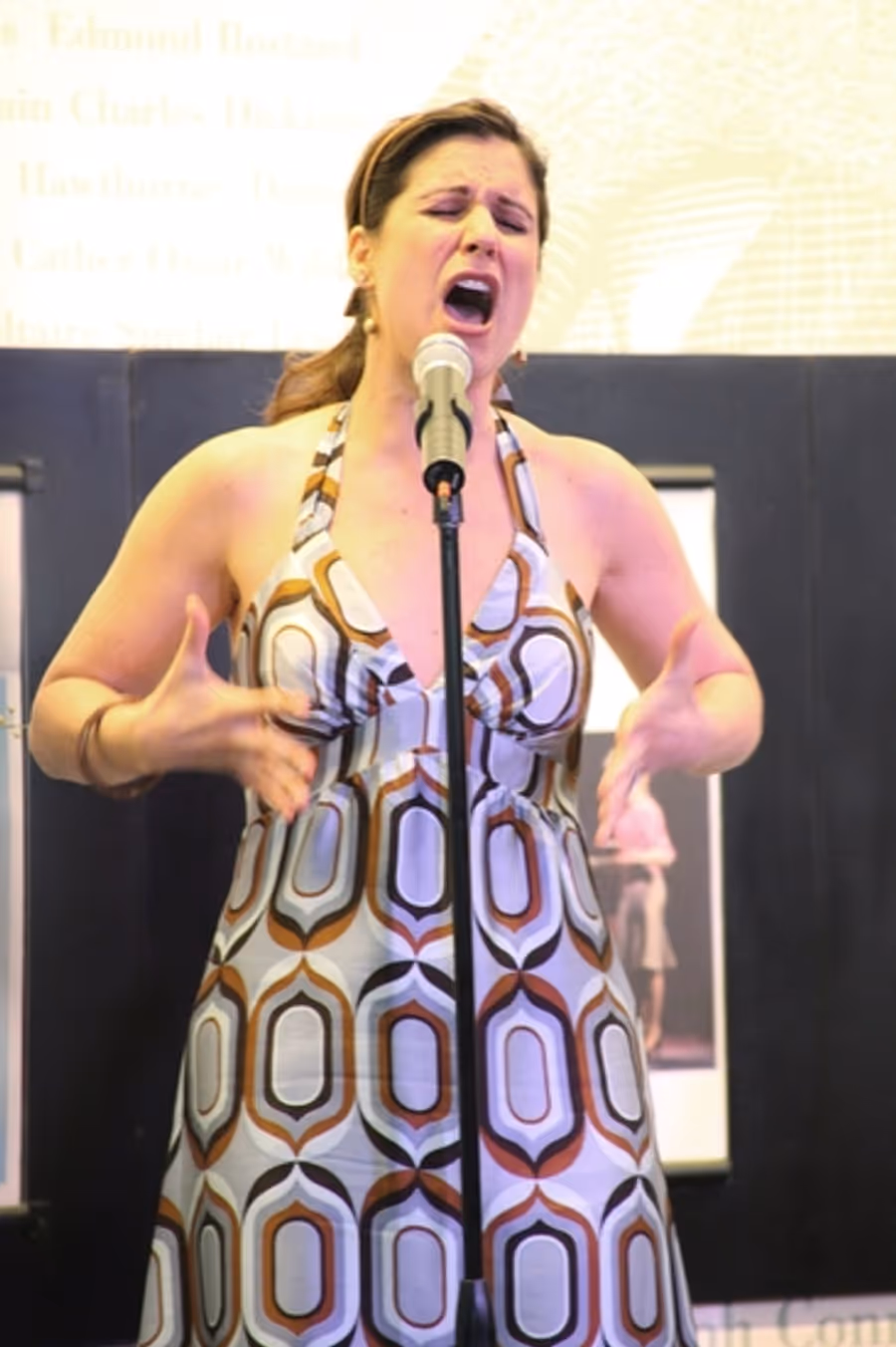 Photo Coverage: '9 To 5: THE MUSICAL' Celebrates At Barnes and Noble - The Performance! Image