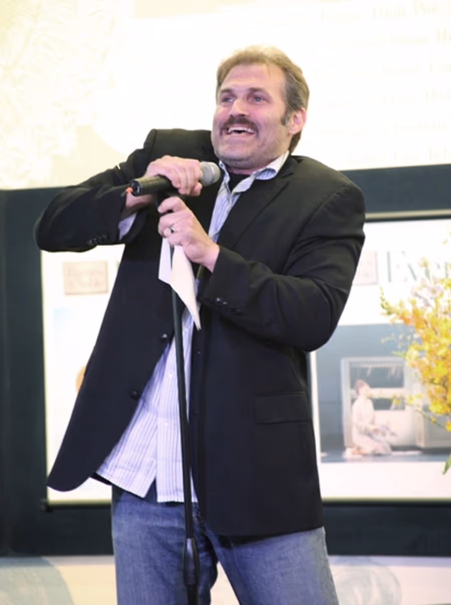 Photo Coverage: '9 To 5: THE MUSICAL' Celebrates At Barnes and Noble - The Performance! Image