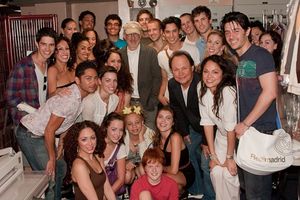 Josefina Scaglione, Cody Green, Steven Spielberg, Billy Crystal, Karen Olivo, Matt Cavenaugh, George Akram and the cast of WEST SIDE STORY @ BroadwayWorld Josefina Scaglione, Cody Green, Steven Spielberg, Billy Crystal, Karen Olivo, Matt Ca Photo