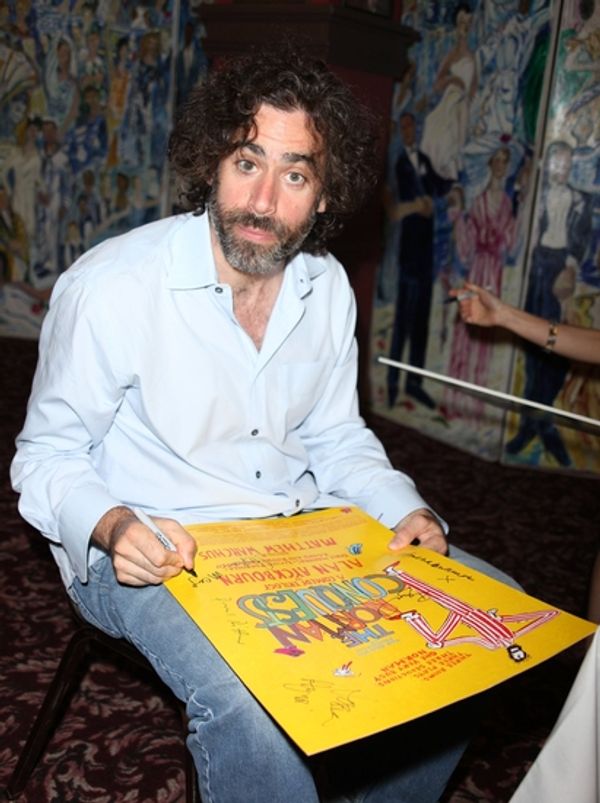 Stephen Mangan Photo