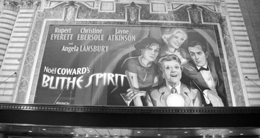 Photo Coverage: Angela Lansbury After Her Final 'BLITHE SPIRIT' Performance  Image
