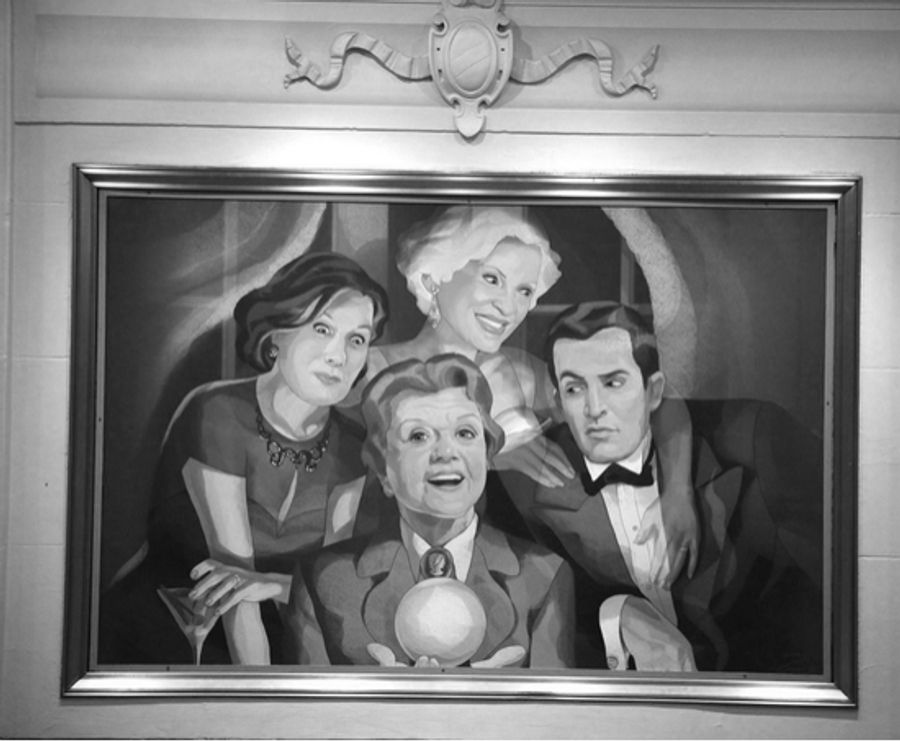 Photo Coverage: Angela Lansbury After Her Final 'BLITHE SPIRIT' Performance  Image