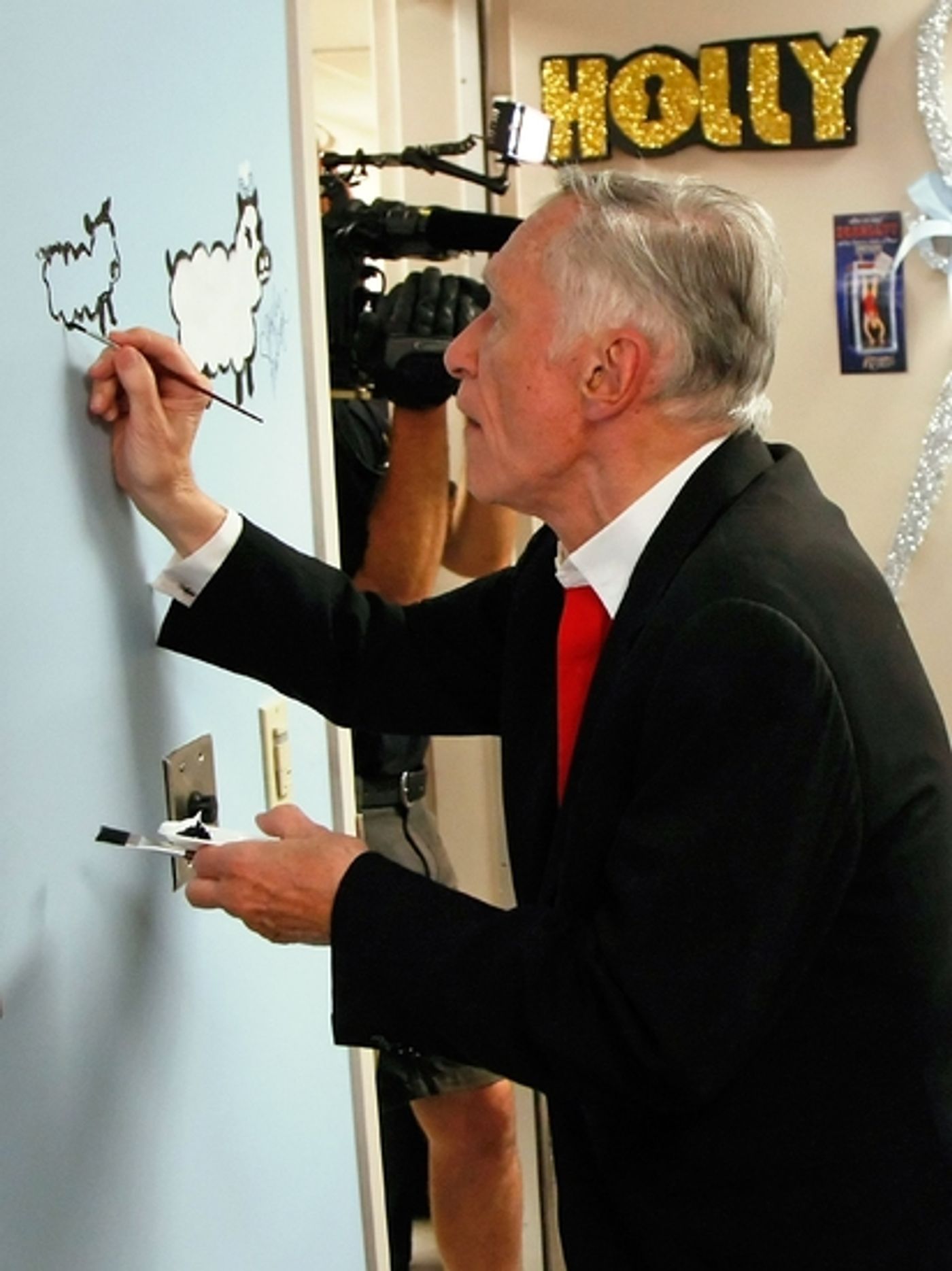 Photo Flash: Hugh Hefner Visits PEEP SHOW In Las Vegas  Image