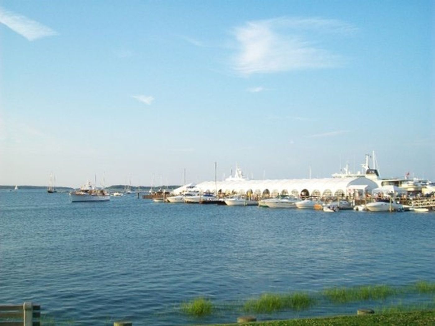 Photo Flash: Bay Street Theatre 'Sailed Back to The 60's' At Summer Gala Benefit Bash  Image