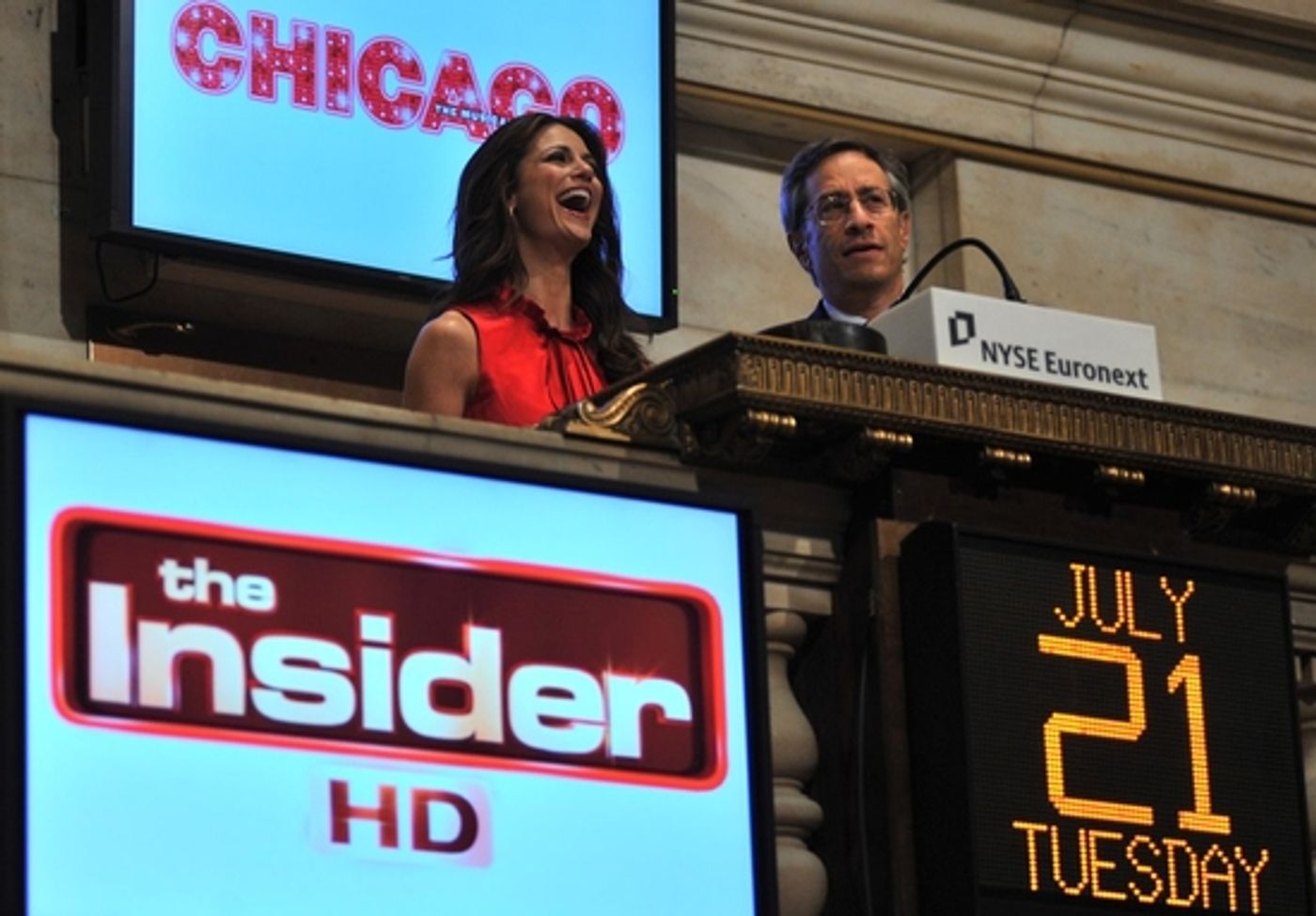 Photo Coverage: CHICAGO's Samantha Harris Rings The Opening Bell Of The New York Stock Exchange  Image