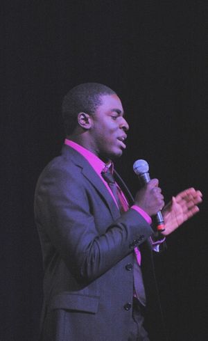 Kyle Taylor Parker Photo