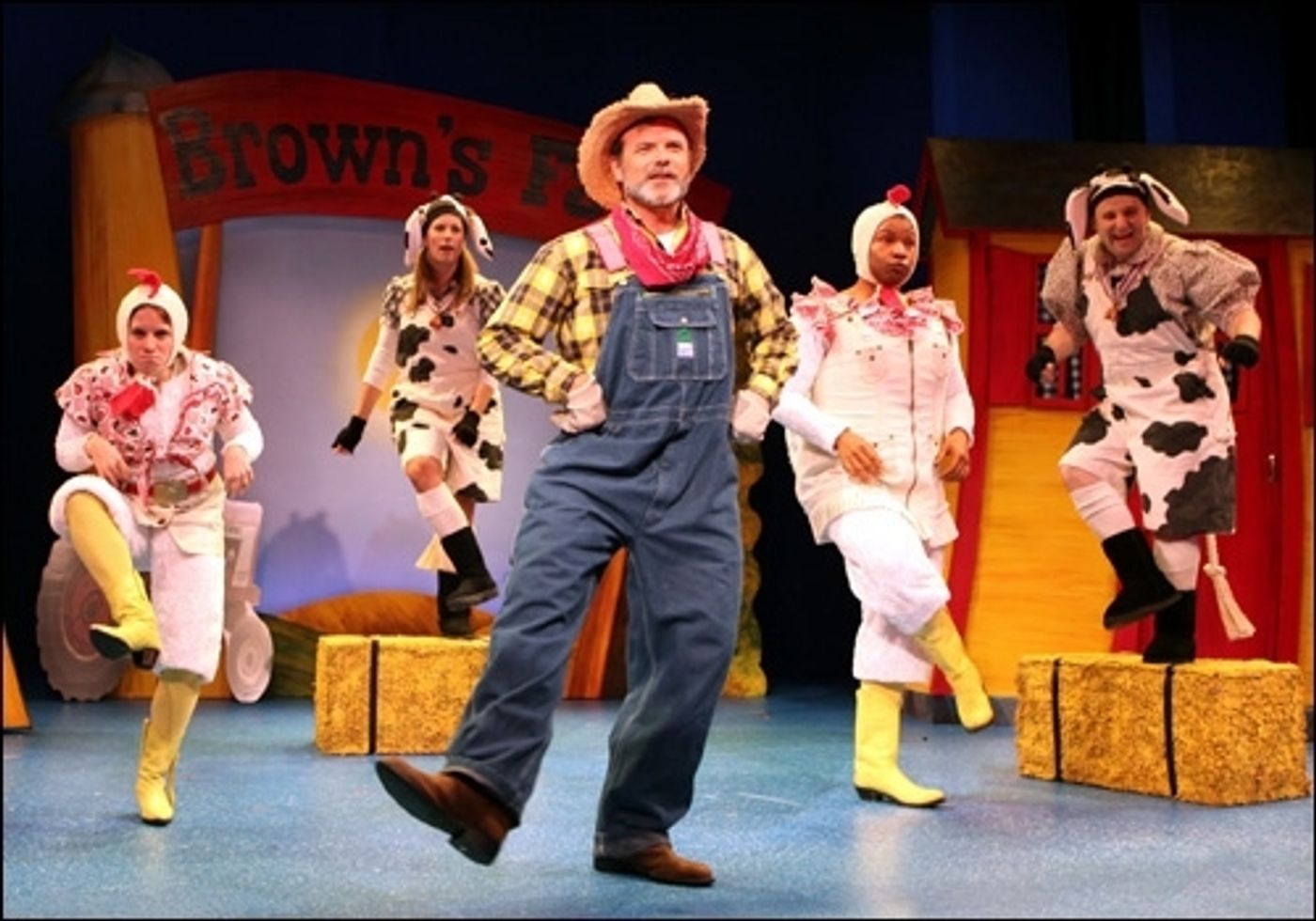 Photo Flash: CLICK, CLACK, MOO at Off-Broadway's Lucille Lortel Theatre Photo Flash: CLICK, CLACK, MOO at Off-Broadway's Lucille Lortel Theatre Image