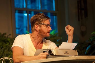 Paul Sparks Photo