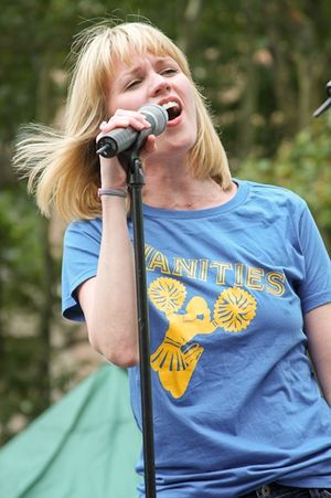 Lauren Kennedy @ BroadwayWorld Lauren Kennedy Photo