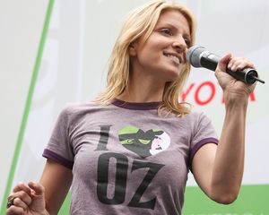 Laura Woyasz @ BroadwayWorld Laura Woyasz Photo