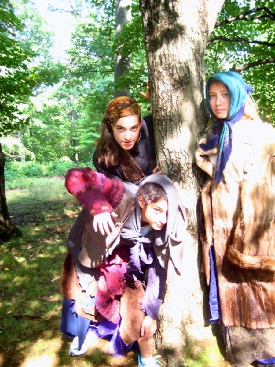 Photo Flash: MACBETH at Lime Kiln, Opens 7/30 Image