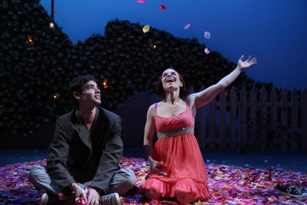 Jake O'Connor and Renee Felice Smith Photo