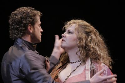 Lucas Hall and Elizabeth Meadows Rouse Photo
