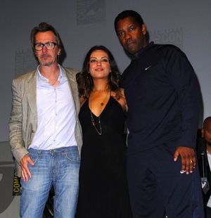 Gary Oldman, Mila Kunis and Denzel Washington Photo
