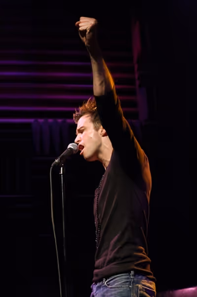Gavin Creel Photo