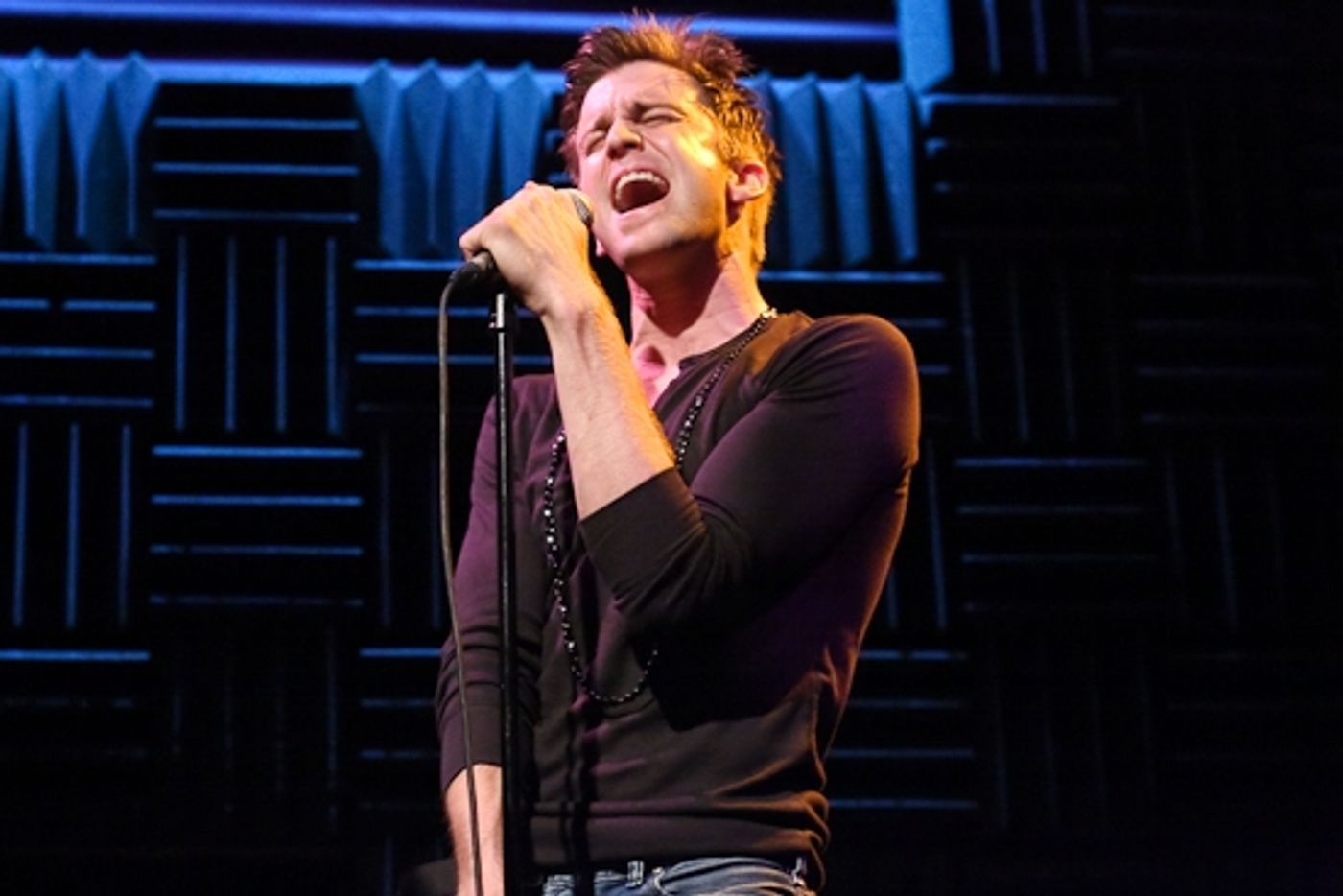 Photo Coverage: Gavin Creel In Concert At Joe's Pub  Image