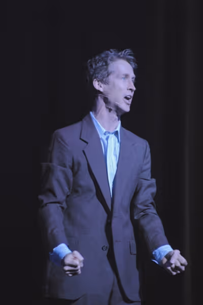 Kevin Bernard Photo
