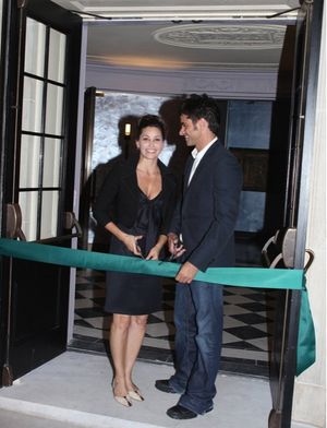 Gina Gershon and John Stamos Photo