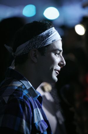 Skylar Astin Photo