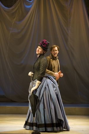 	 Julie Martell and Steven Sutcliffe Photo
