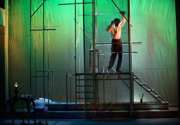  	 Steven Sutcliffe Photo