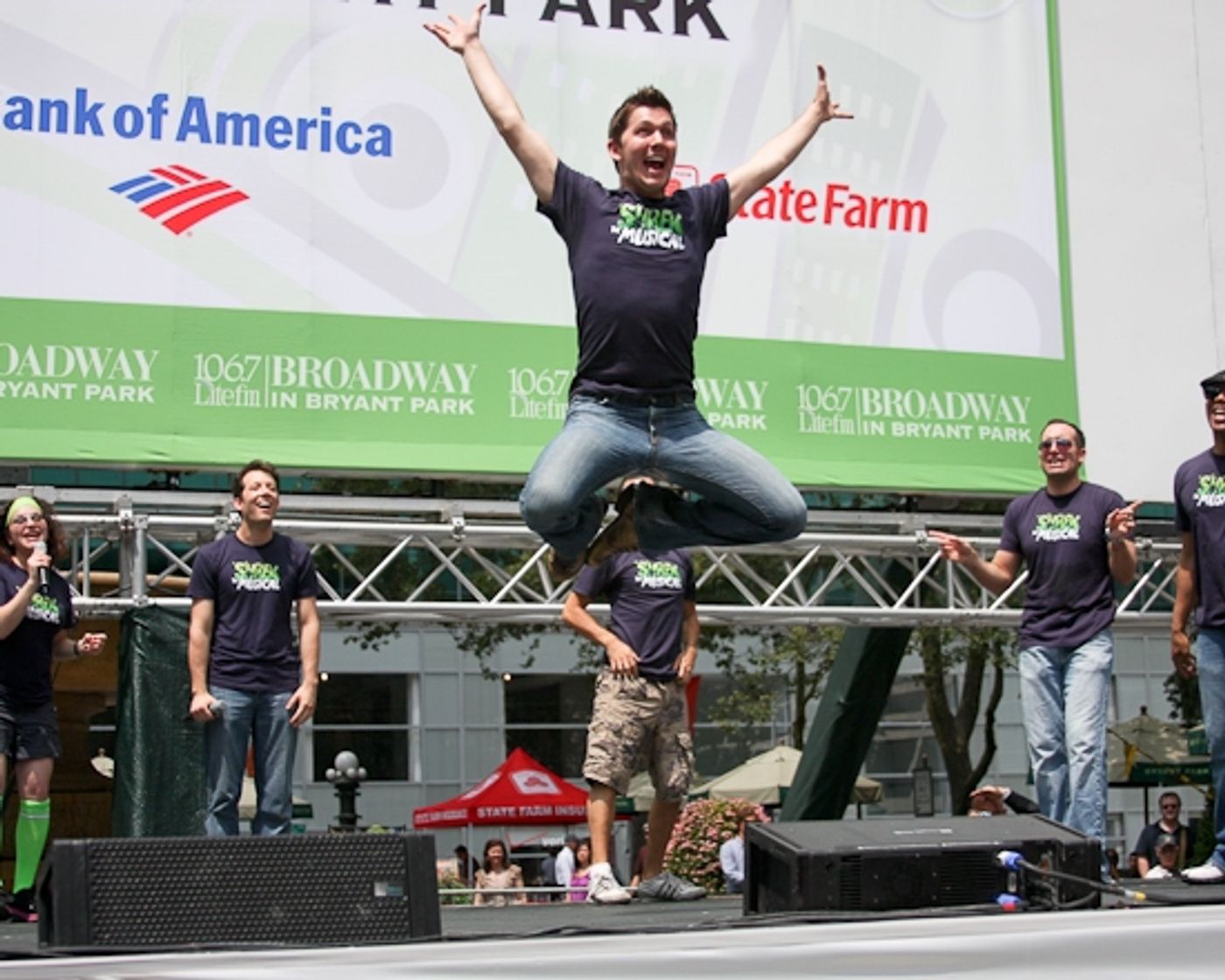 Photo Coverage: 'SHREK', 'NAKED', CHICAGO And JERSEY BOYS Perform At 'BROADWAY IN BRYANT PARK'  Image