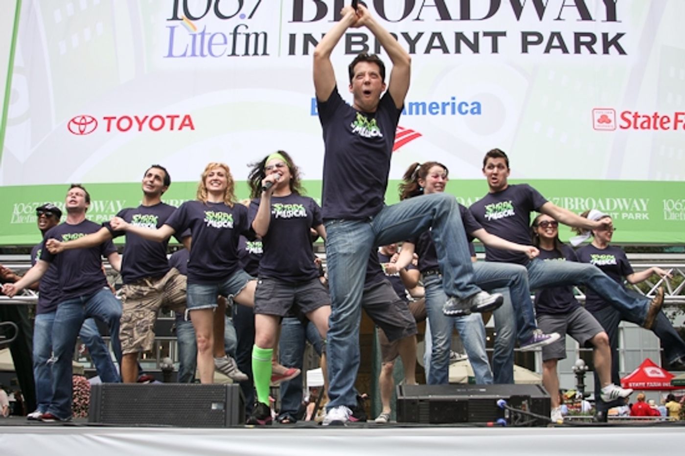 Photo Coverage: 'SHREK', 'NAKED', CHICAGO And JERSEY BOYS Perform At 'BROADWAY IN BRYANT PARK'  Image