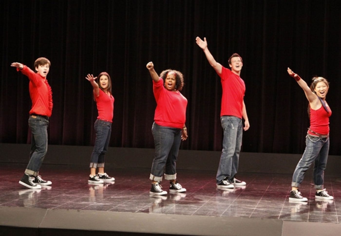 Photo Flash: Fox's GLEE - Series Preview Pictures!  Image