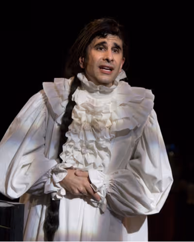 John Cariani (Jane Twisden) Photo
