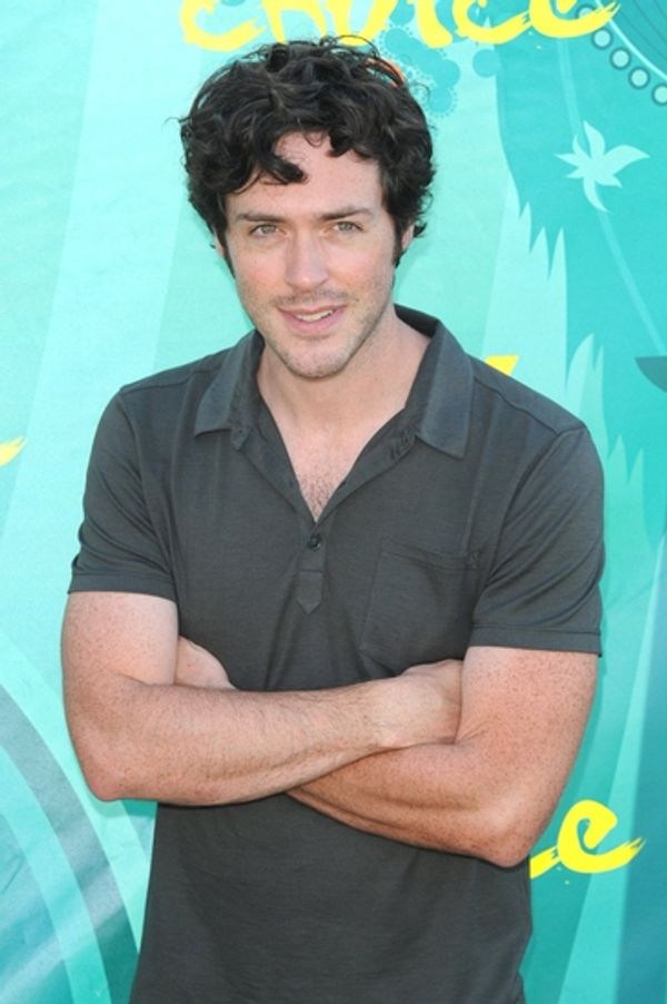 Brendan Hines Photo