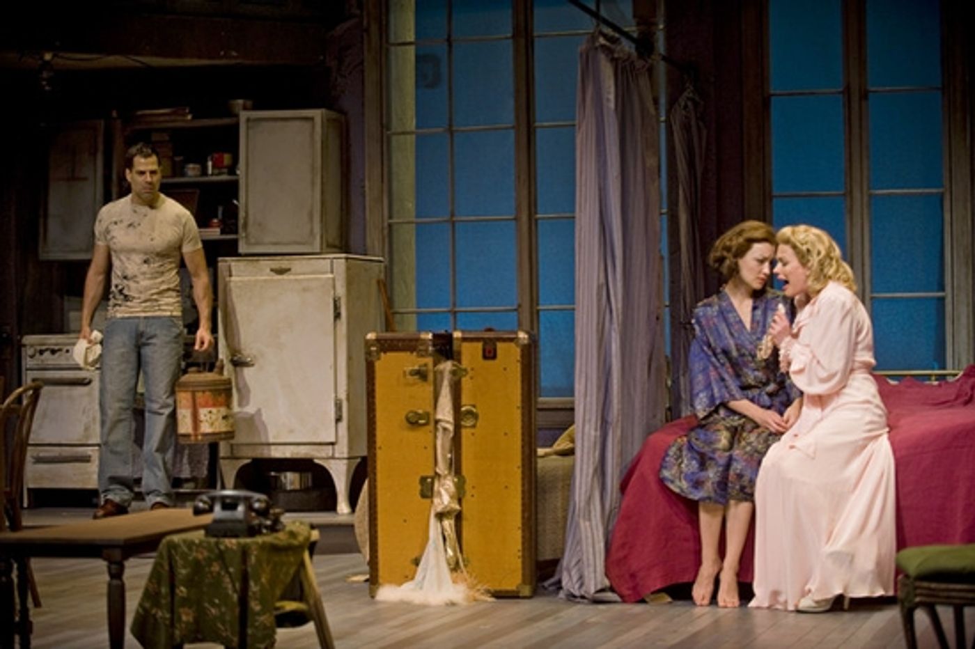 Photo Flash: Mazzie And Innvar Star In Barrington Stage's 'STREETCAR'  Image