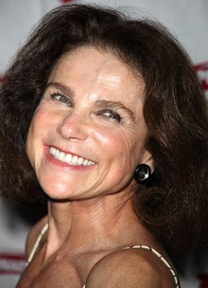 Tovah Feldshuh Photo