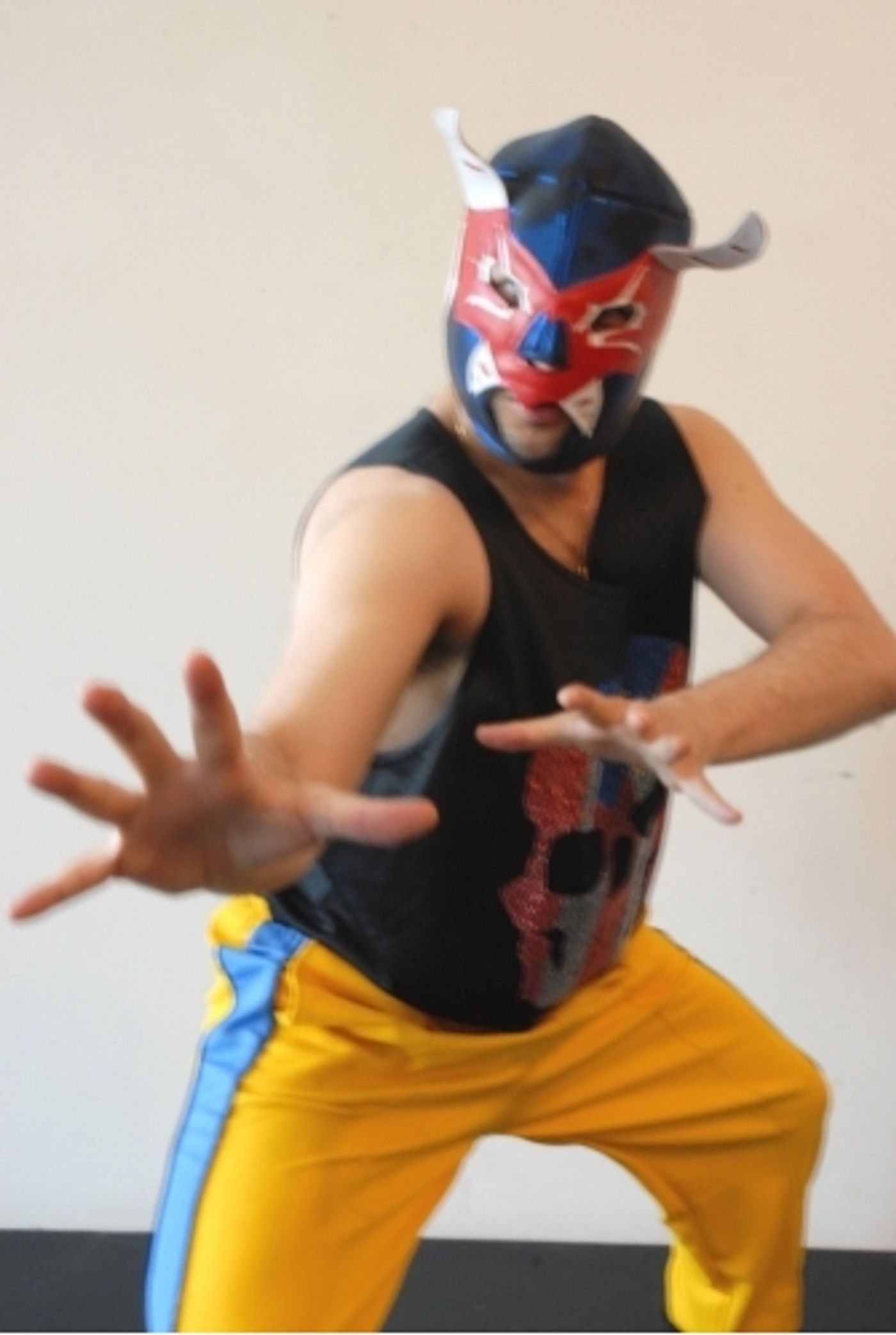 Photo Flash: Victory Gardens Theater Presents THE ELABORATE ENTRANCE OF CHAD DEITY 9/25 Thru 11/1  Image