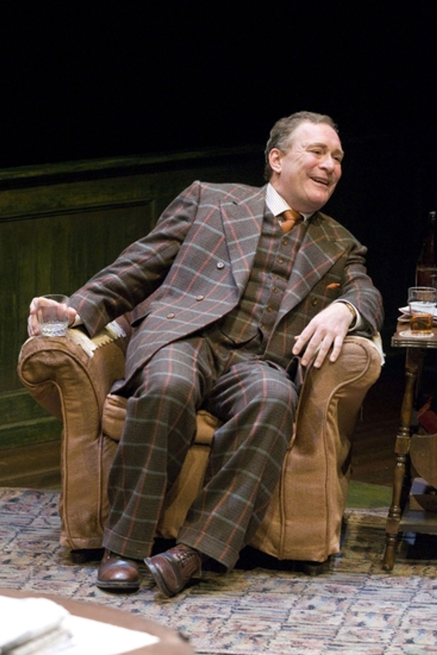 Photo Flash: THE ENTERTAINER Runs At The Studio Theatre Through 9/20  Image