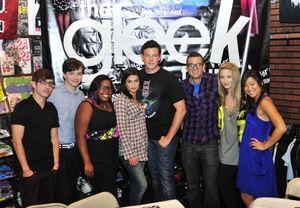 Kevin McHale, Chris Colfer, Amber Riley, Lea Michele, Corey Monteith, Mark Salling, Dianna Agron and Jenna Ushkowitz @ BroadwayWorld Kevin McHale, Chris Colfer, Amber Riley, Lea Michele, Corey Monteith, Mark Salling, D Photo