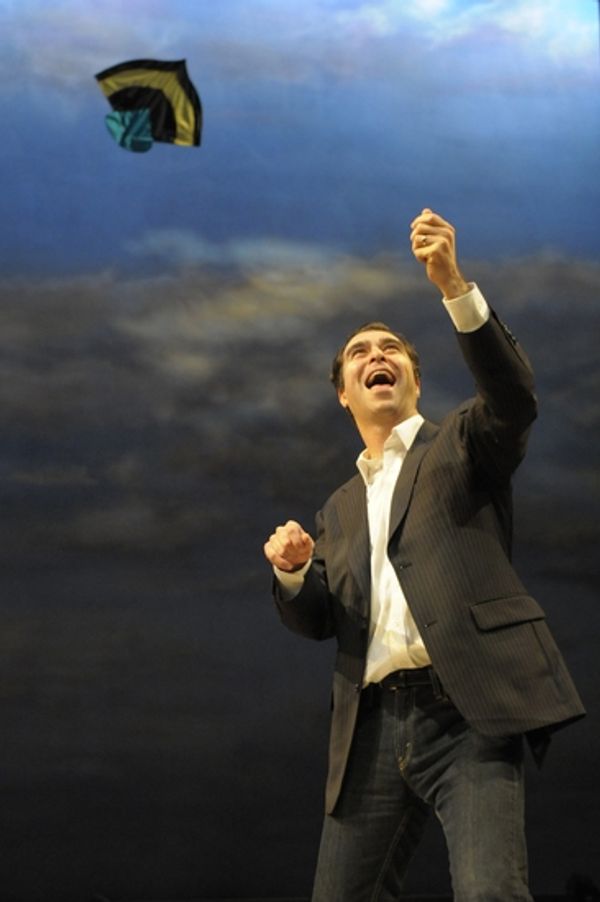 Barzin Akhavan Photo