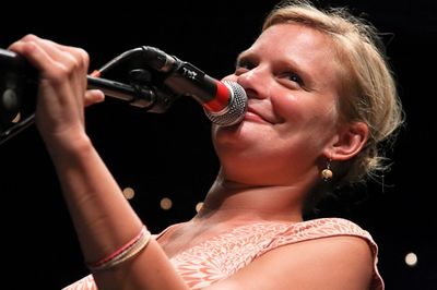 Martha Plimpton Photo