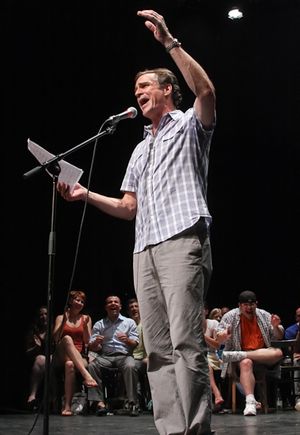 Howard McGillin Photo