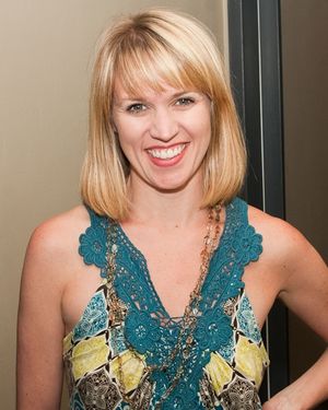 Lauren Kennedy @ BroadwayWorld Lauren Kennedy Photo