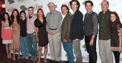 Alexandra Socha, Jessica Hecht, Noah Robbins, David Cromer, Laurie Metcalf, Neil Simo Photo