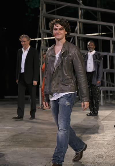 Jonathan Groff Photo